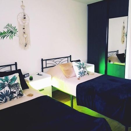Appartement Le Moderne Ideal Pour Couples Et Professionnels Ornans Εξωτερικό φωτογραφία