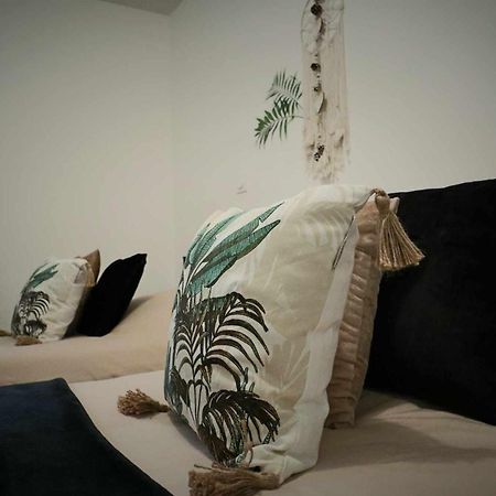 Appartement Le Moderne Ideal Pour Couples Et Professionnels Ornans Εξωτερικό φωτογραφία