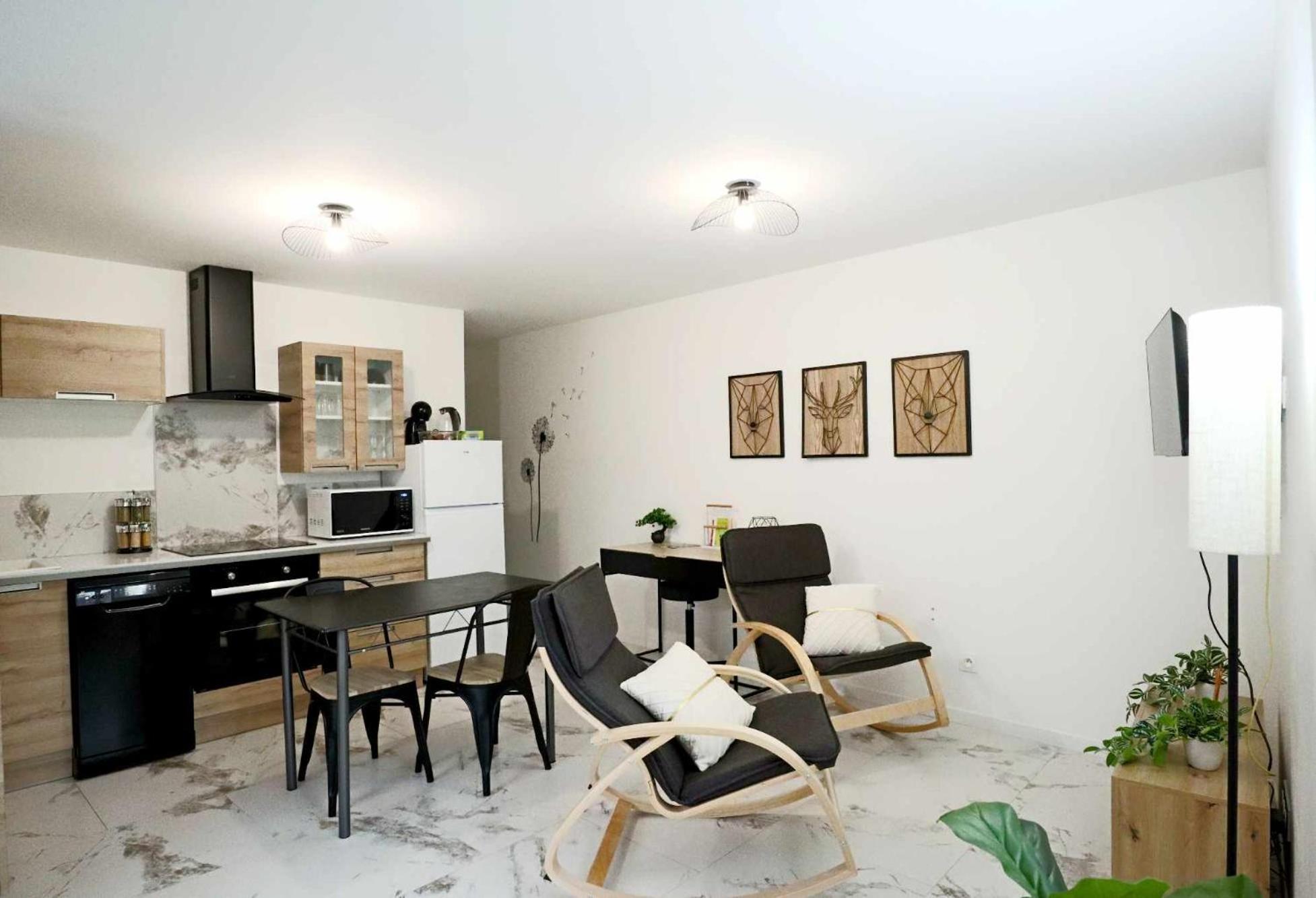 Appartement Le Moderne Ideal Pour Couples Et Professionnels Ornans Εξωτερικό φωτογραφία